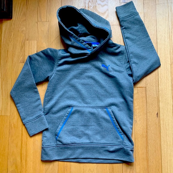 Boys’ gray size M Puma hoodie - Picture 1 of 5